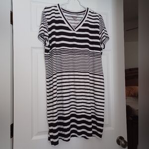 Chicos Womens Size XL Striped V-Neck Dress
